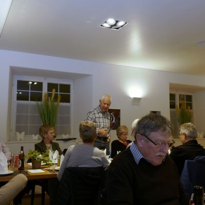 019 Kurt liest den Revisornbericht vor